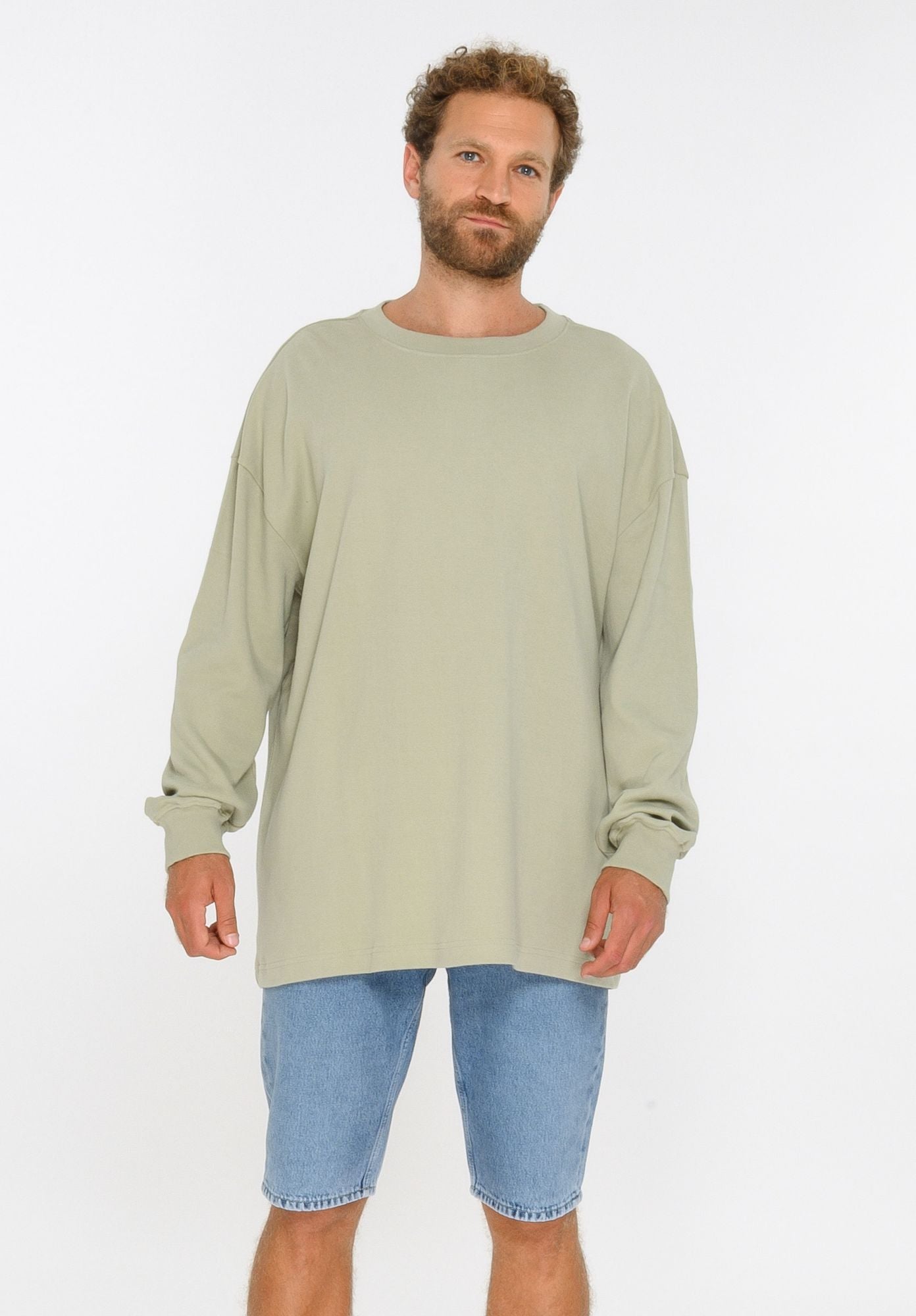 TT39 Loose Longsleeve (GOTS)