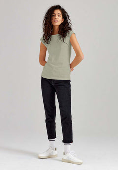 TT01 Cap Sleeve T-Shirt desert sage 145 g/m² (GOTS, vegan)