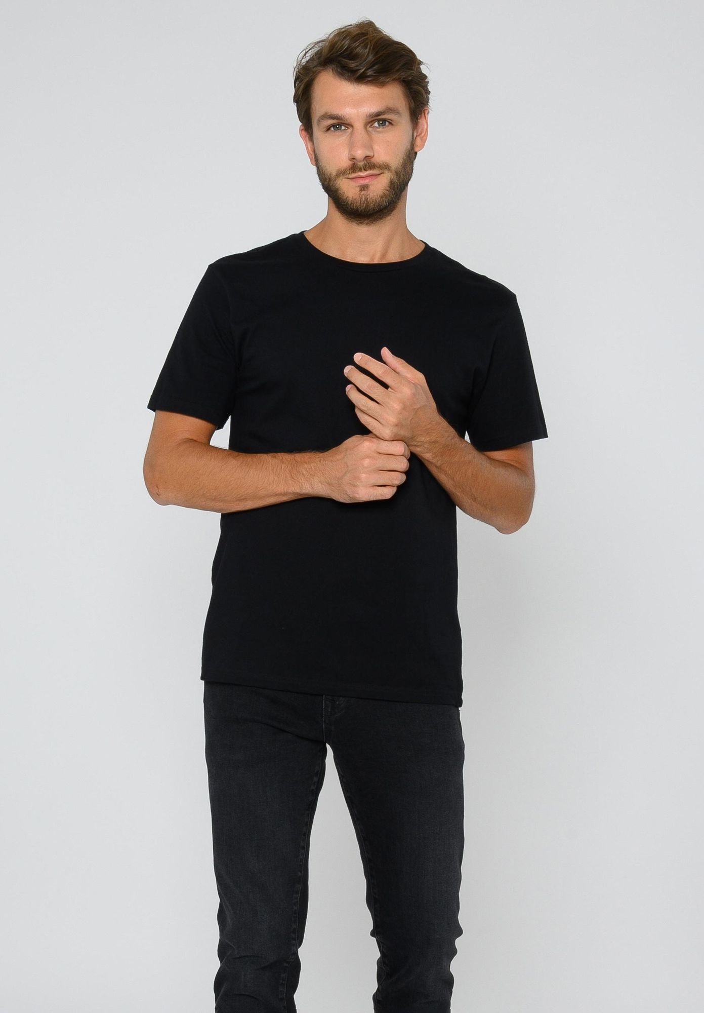 TT02 T-Shirt black (GOTS, vegan)