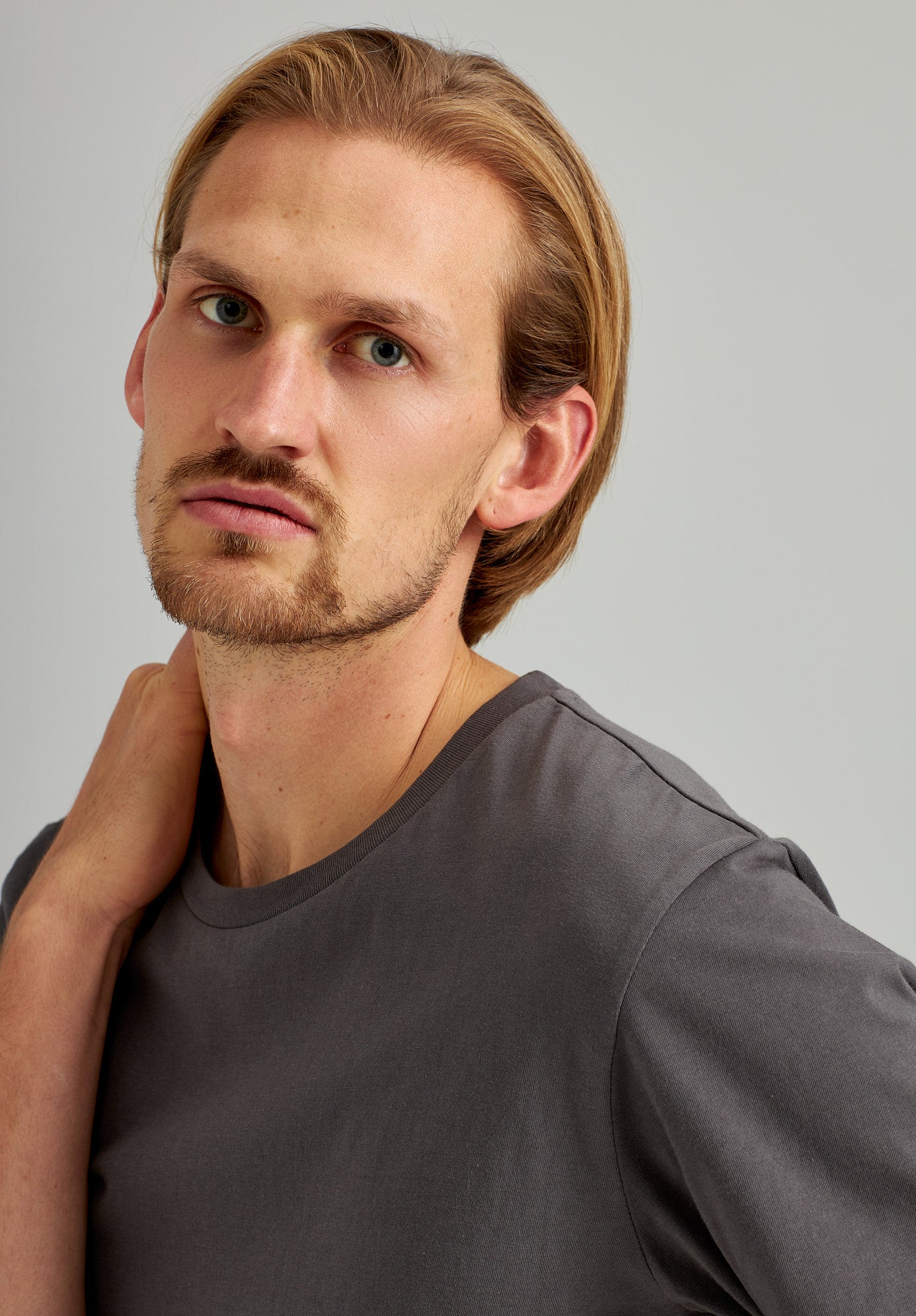 TT02 T-Shirt castlerock (GOTS, vegan)