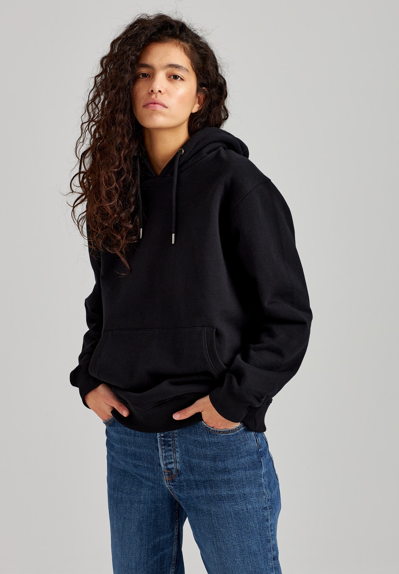 TT1044 Hoodie unisex black (GOTS, vegan)