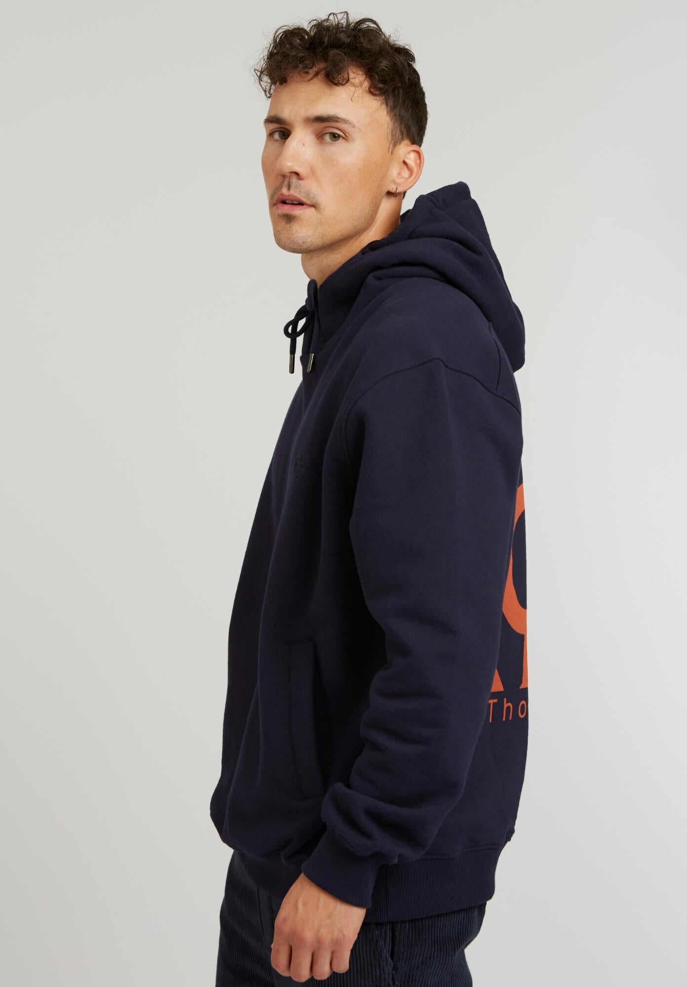 TT1044 Hoodie Five Letters unisex dark navi (GOTS, vegan)