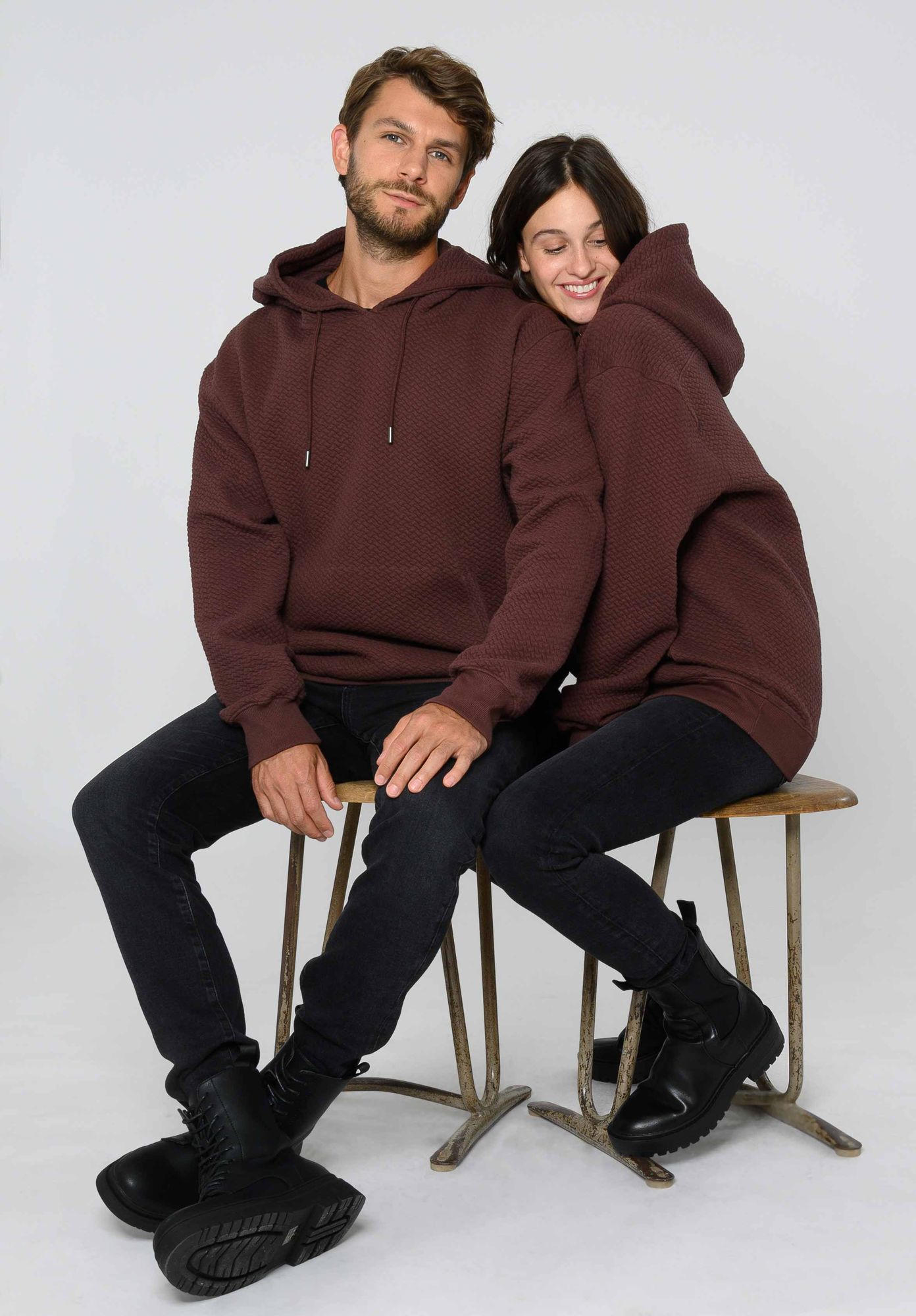 TT1044 Hoodie Structured Oversized unisex deep mahagony (GOTS, vegan)