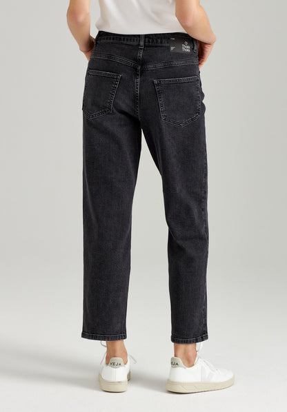 TT202 Straight Cropped Jeans