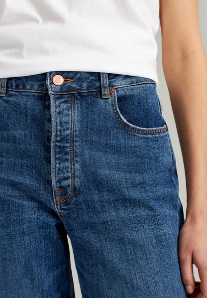 TT202 Straight Cropped Jeans