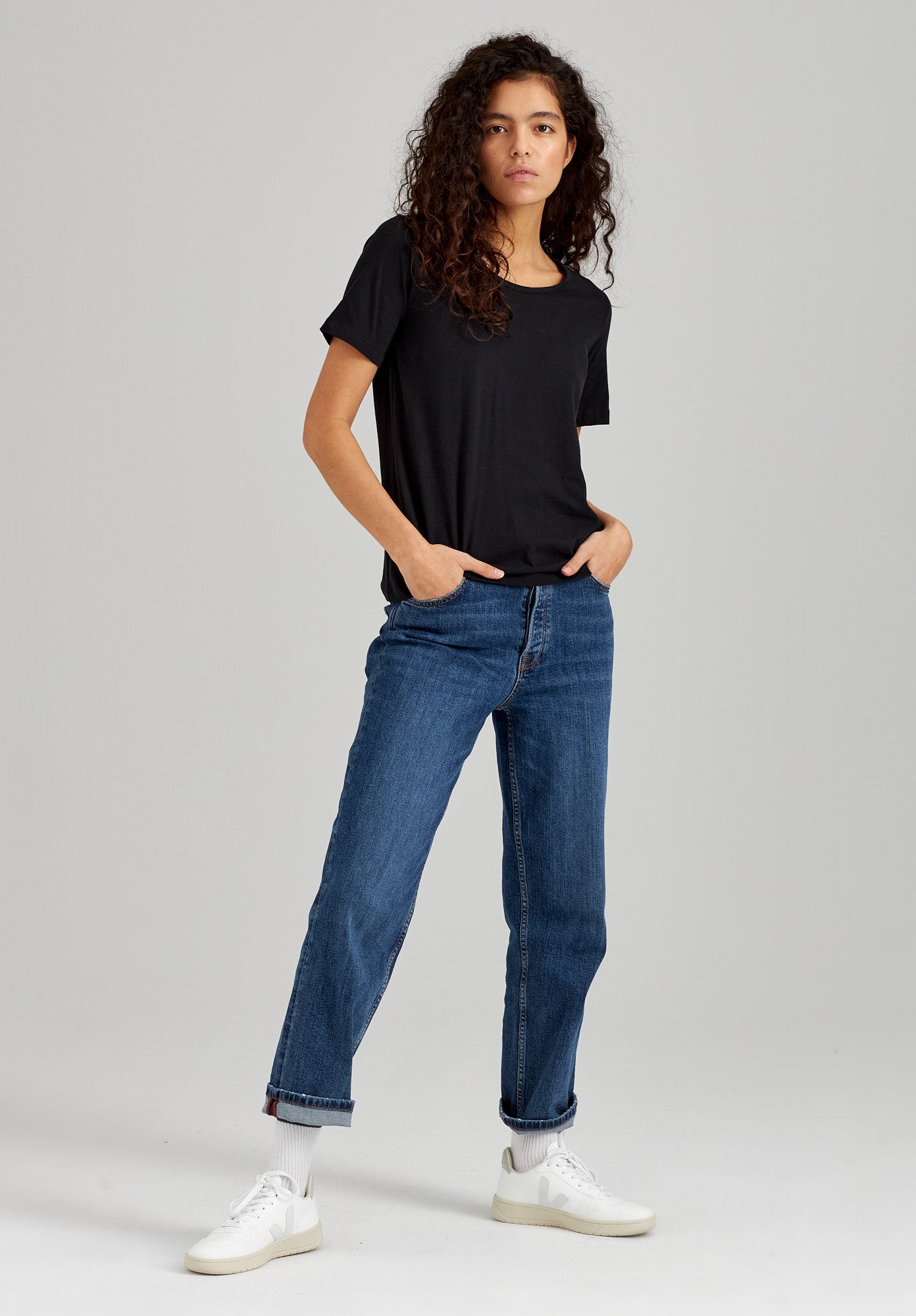 TT64 T-Shirt Black (GOTS)