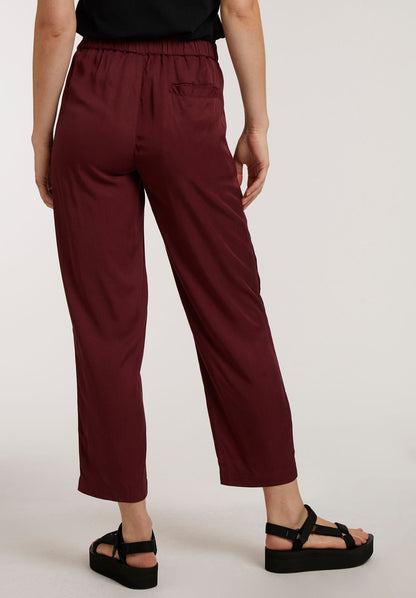 TT66 Pleat Pants