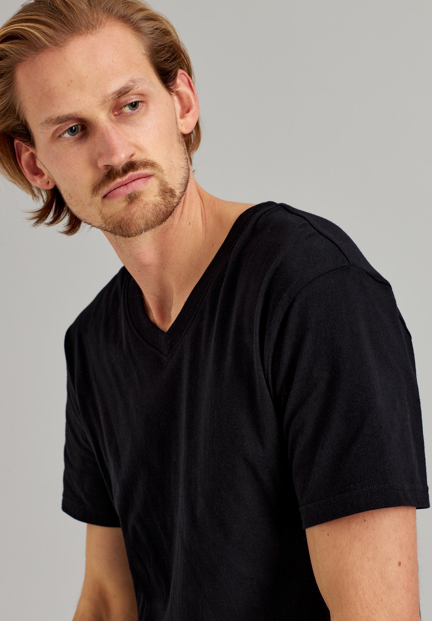 TT97 V-Neck T-Shirt (GOTS)